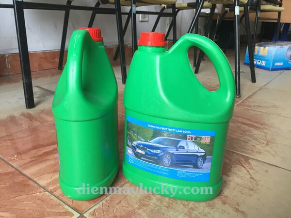 nước rửa xe ô tô chuyên dụng