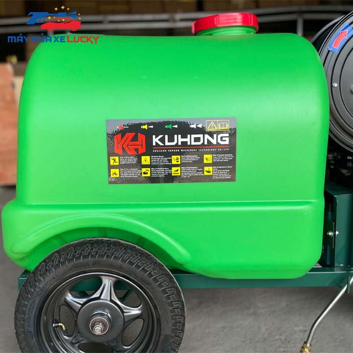 may-rua-xe-chay-xang-13hp-co-binh-chua-nuoc-4