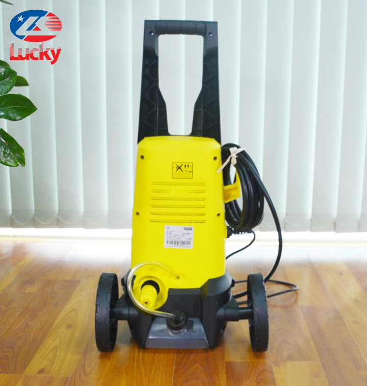 phu-kien-di-kem-may-rua-xe-karcher-k2-360