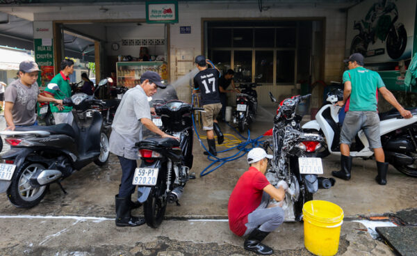 mở tiệm rửa xe máy cần những gì