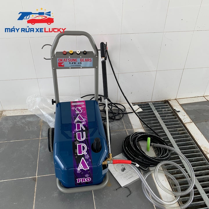 may-rua-xe-ap-luc-cao-italy-6