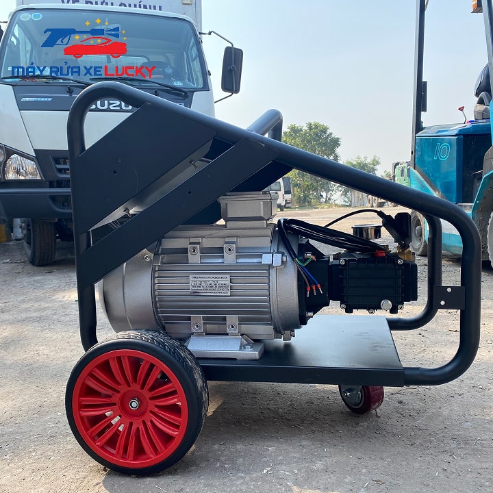 may-rua-xe-200-bar-1